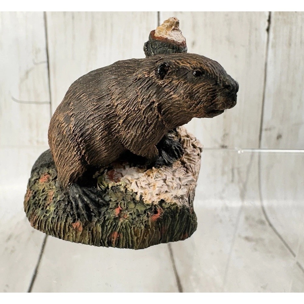 The Bronze Menagerie "Beaver" by Herman L. Deaton 1977 From Creative‎ World